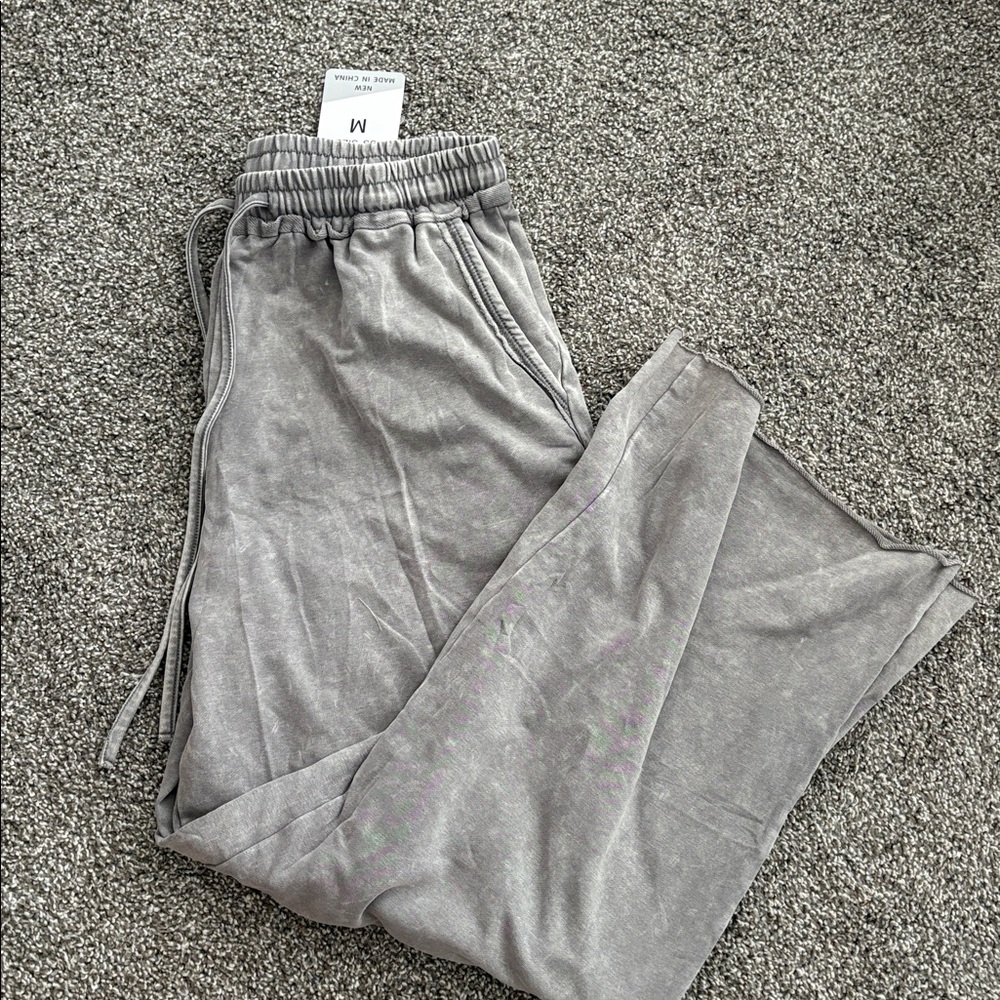 Gray Wide-Leg High Waist Sweat Pants